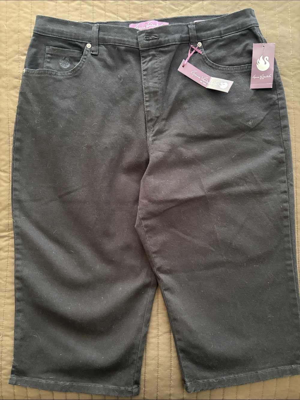 Women’s Black Jeans - Classic Skimmer Mid-Rise- Capris length